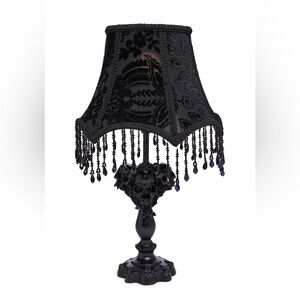 Dolls Kill Dark Serenity Skull Lamp
